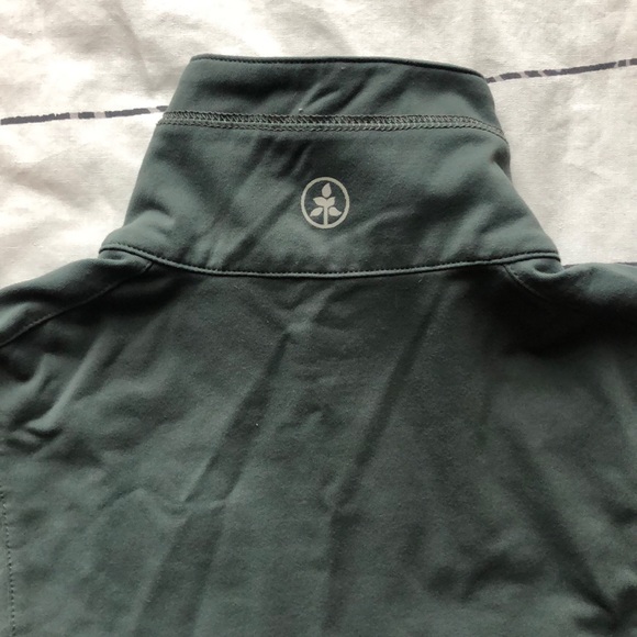 Roots active jacket. - Picture 7 of 8